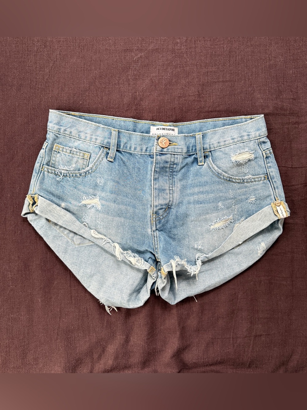 One Teaspoon Bandits Distressed Rolled Cuff Denim Shorts Size 28